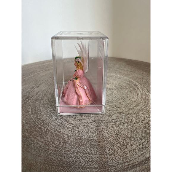 Hallmark Keepsake Madame Alexander Merry Miniatures Pink Pristine Angel 1997 - Picture 2 of 5